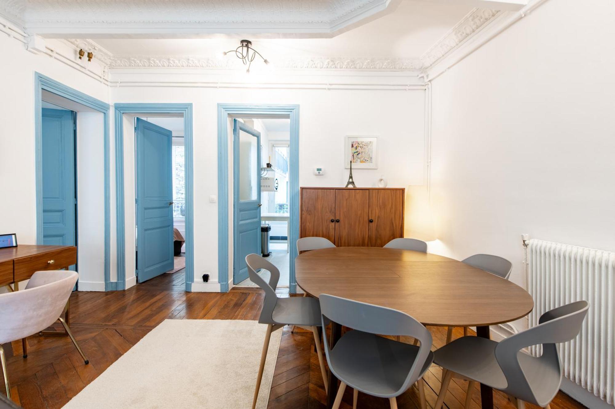Stylish 2-bedroom Near The Famous Moulin Rouge Apartamento