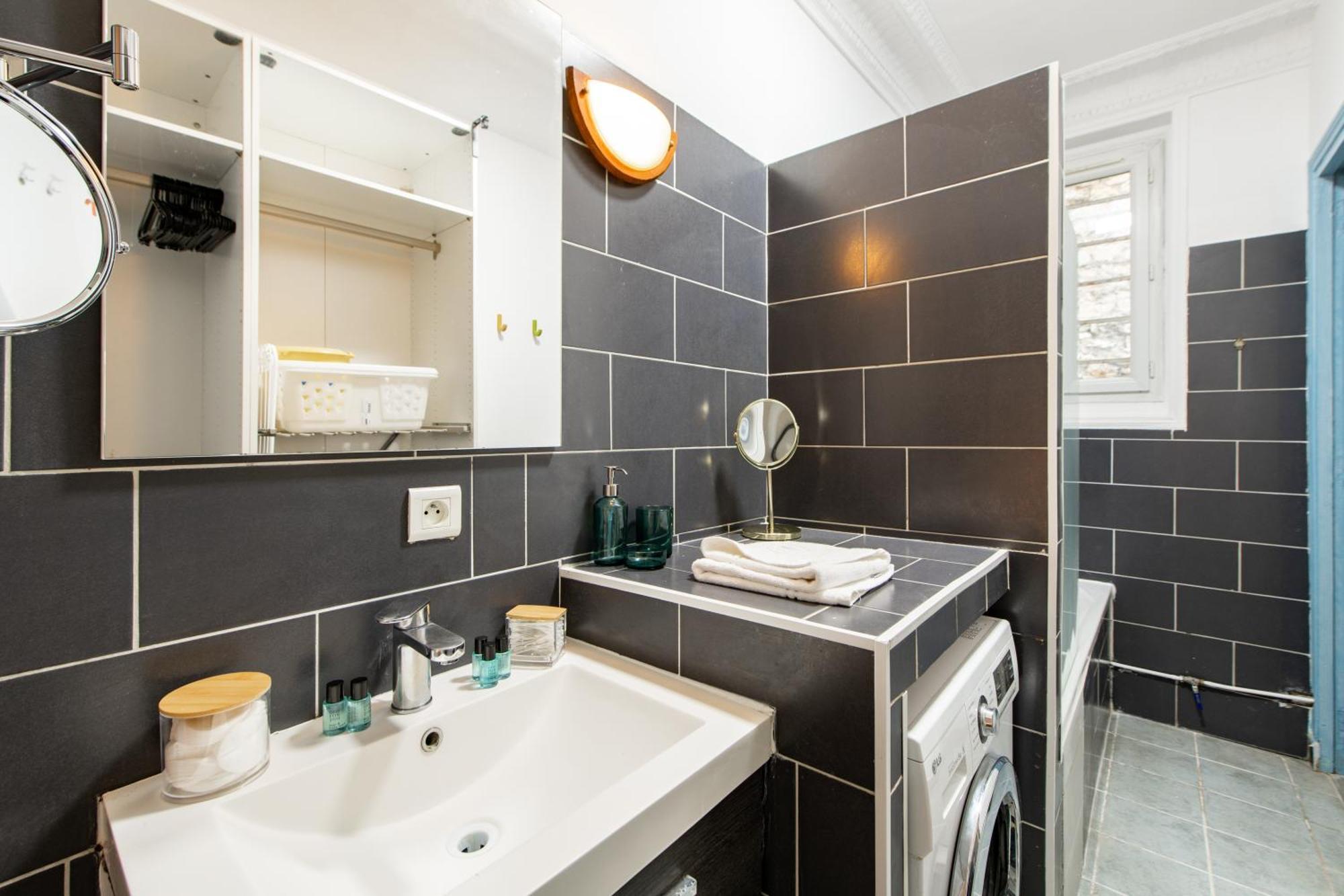 Stylish 2-bedroom Near The Famous Moulin Rouge Apartamento *