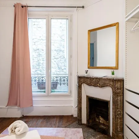 Stylish 2-Bedroom Apartment Near The Famous Moulin Rouge Parigi Esterno foto