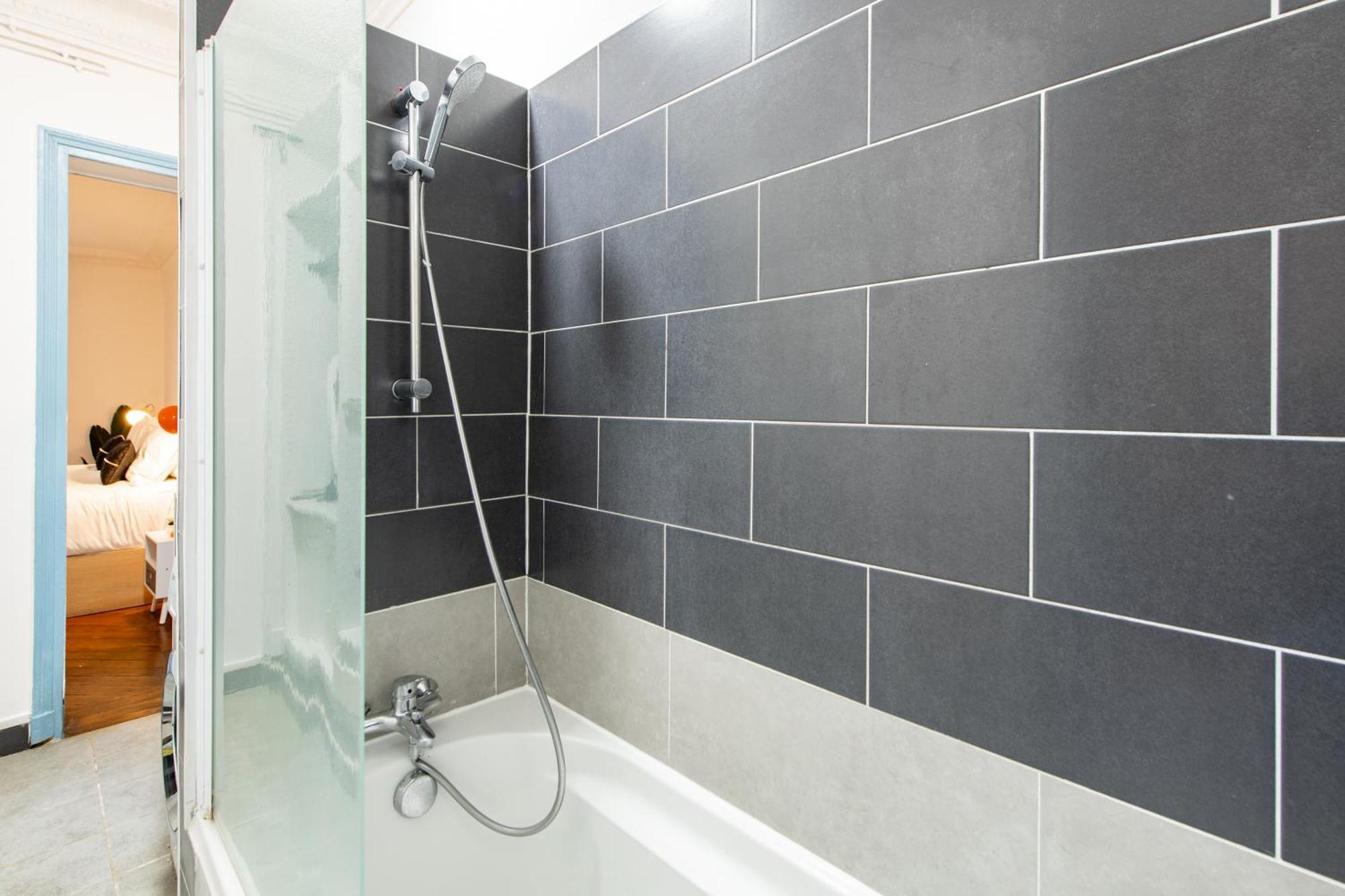 Stylish 2-bedroom Near The Famous Moulin Rouge Appartement